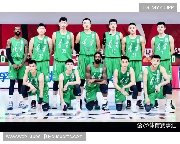 篮球精神鼓舞着每一位中国球迷，篮球精神文化